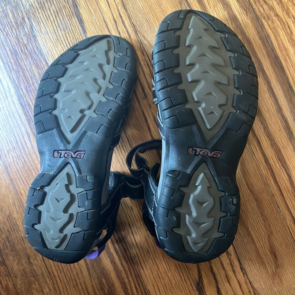 Teva Tirra Sandals - Picture 7 of 8